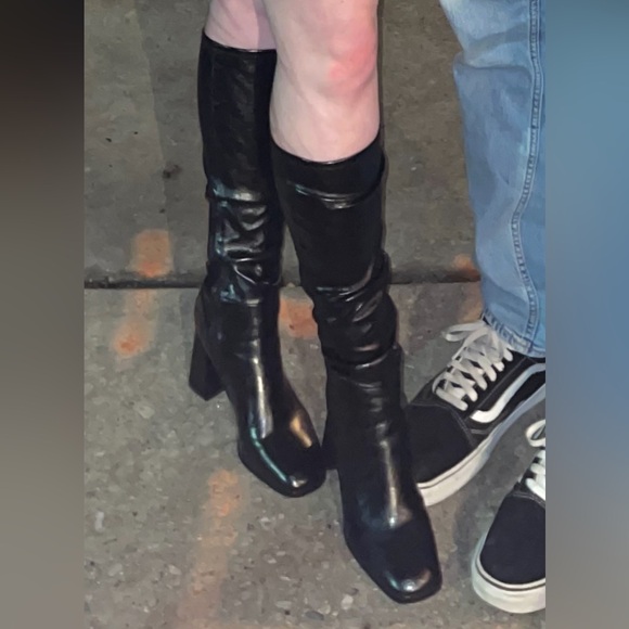 Steve Madden Black Lizah Boots - Picture 7 of 7